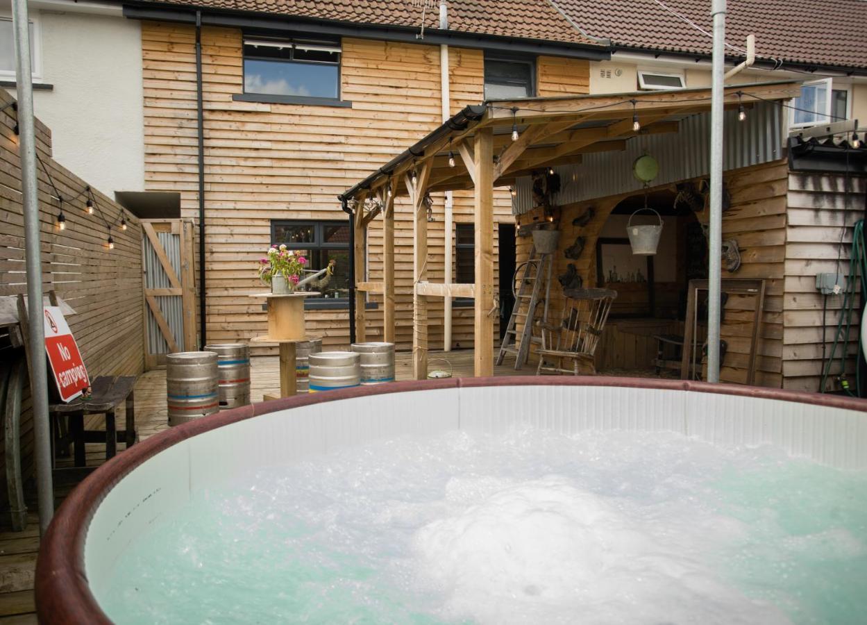 James' Place @ Bike Park Wales And The Brecon Beacons Merthyr Tydfil Exterior photo
