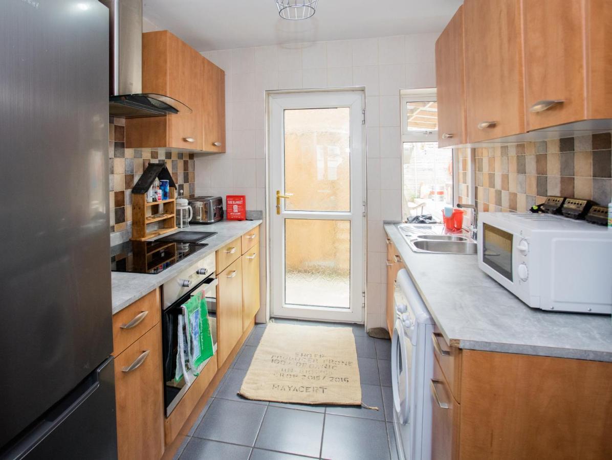 James' Place @ Bike Park Wales And The Brecon Beacons Merthyr Tydfil Exterior photo